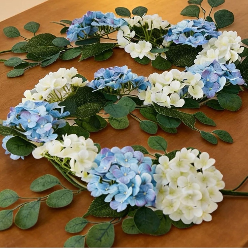 NWT Way to Celebrate 6” Blue and Ivory Hydrangea Garland.
